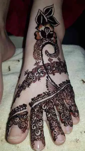 feet mehndi Simple Mehndi Designs