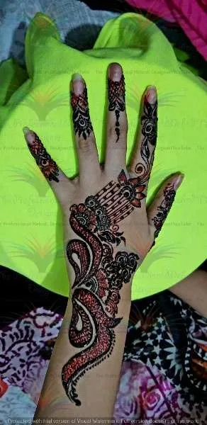 arabic style designs of cone mehndi