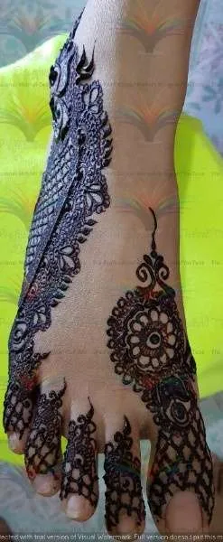 Picture Images of Mehndi Designs foot