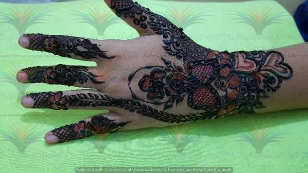 Picture Images of Mehndi Designs