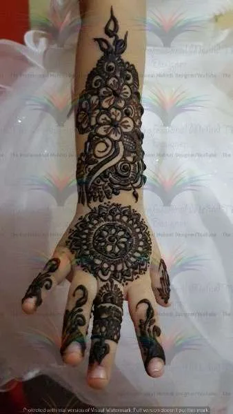 Picture Images of babygirl Mehndi Designs