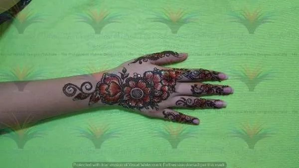 New Best unique stylish Easy Simple Mehndi Designs with cone hina style