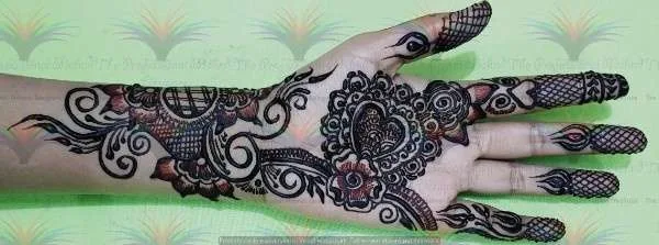 New Best unique stylish Easy Simple Mehndi Designs with cone hina style