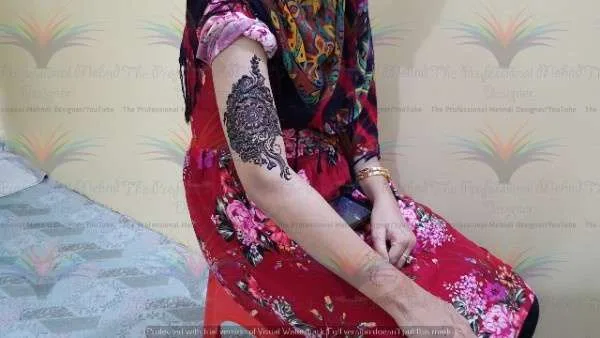 New Best unique stylish Easy Simple Mehndi Designs with cone hina style