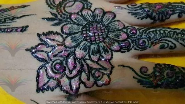 New Best unique stylish Easy Simple Mehndi Designs with cone hina style