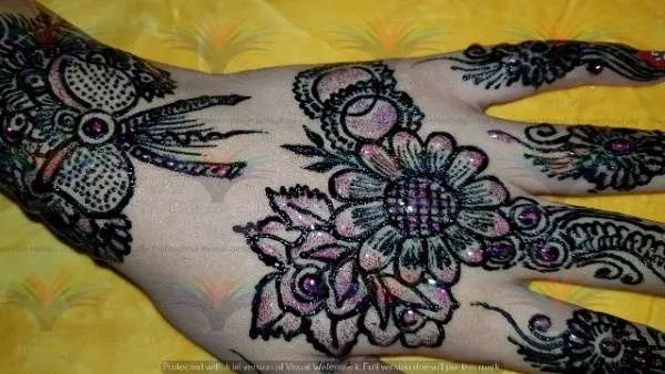 New Best unique stylish Easy Simple Mehndi Designs with cone hina style