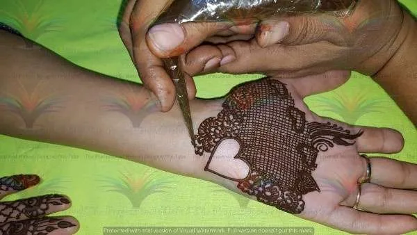 New Best unique stylish Easy Simple Mehndi Designs with cone hina style