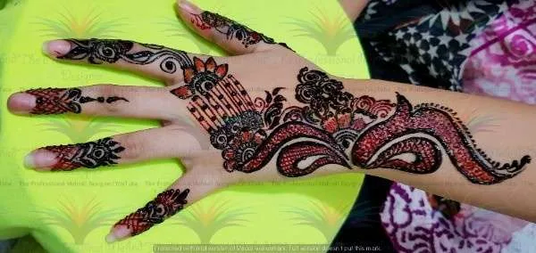 50 Best Backhand Mehndi Design Pictures and Videos 38 Back Side Red and Black Cone Mehndi Design