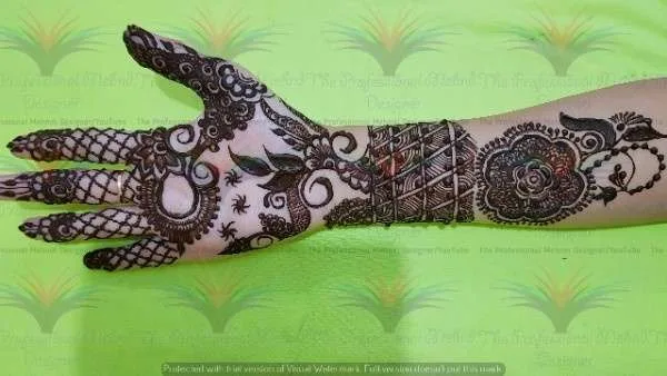 full hand palm mehndi style