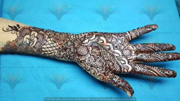 conjusted mehndi