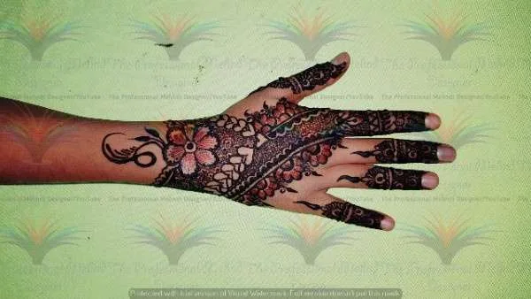 beautiful simple mehndi