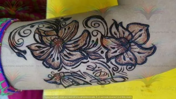 shoulder mehndi