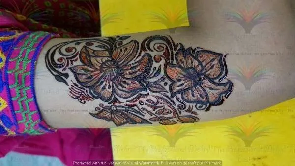 mehndi design flower