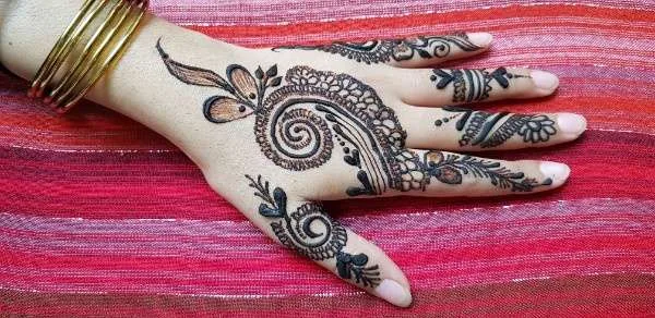 design of mehndi