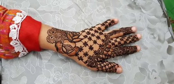 tatoos mehndi