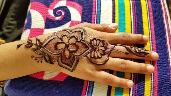 tatoos mehndi