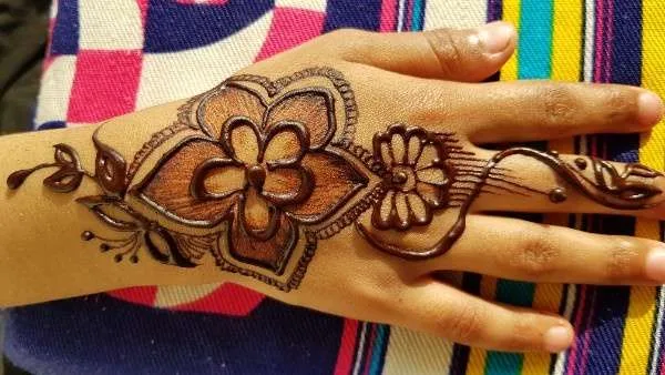 tatoos mehndi