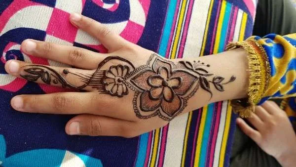 tatoos mehndi