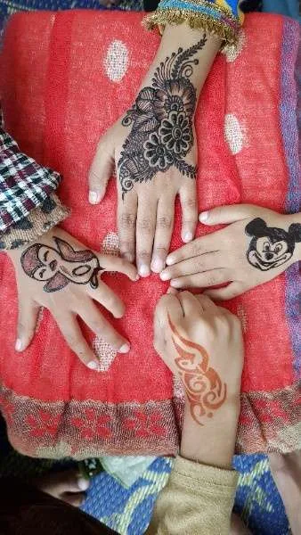 tatoos mehndi