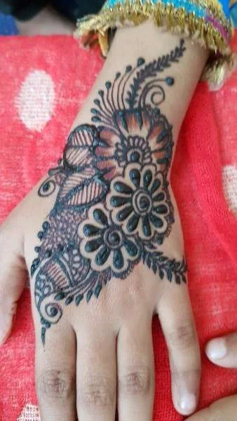 tatoos mehndi