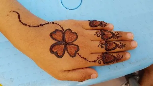 100+ Amazing Fingers Mehndi Designs for Every Occasion – Fingers Mehndi Designs Collection 46 mehndi design photo