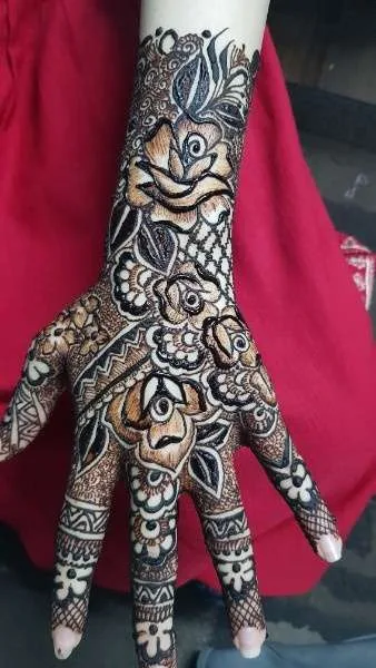 mehndi design photo