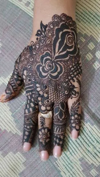 mehndi design photo