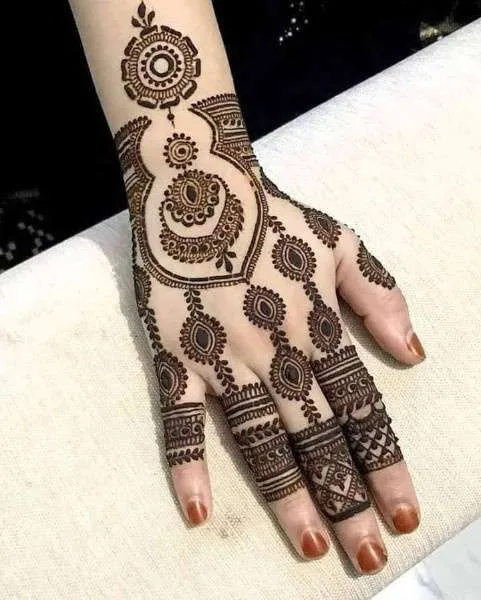 picture image of mehndi designs