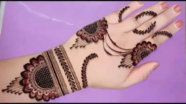 unique mehndi design