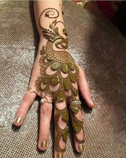 unique mehndi design