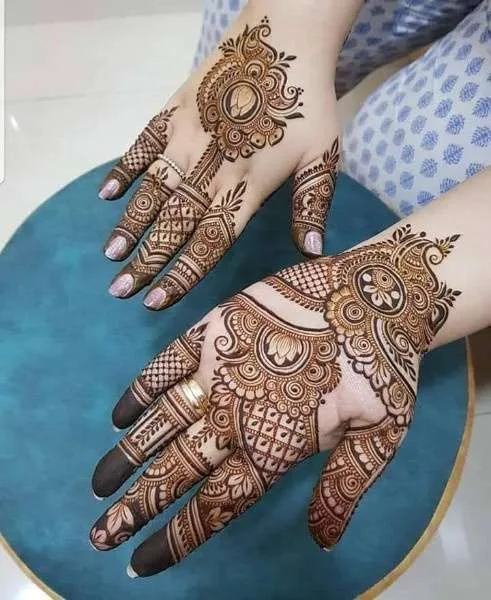 50 Best Fronthand Palm Mehndi Design Picture and Videos 55 beautiful mehndi designs