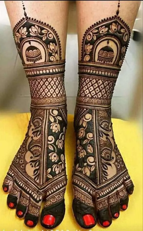 Feet Cone Designs of Mehndi