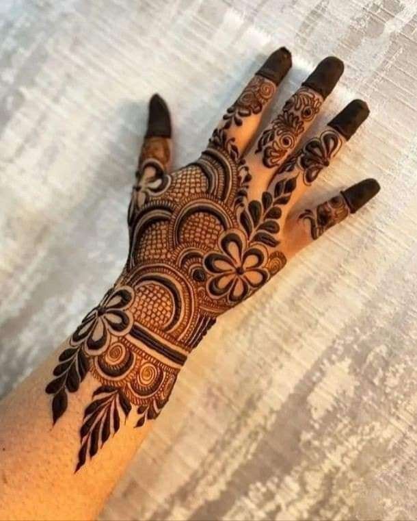1000+ Beautiful Mehndi Design Photos Pictures Images for Every Style 188 Photo of Mehndi designs picture images