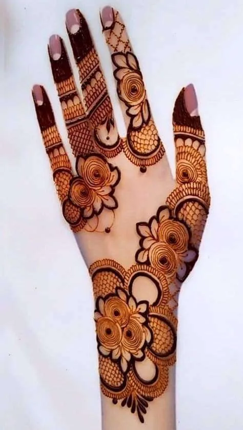 nice mehndi desings