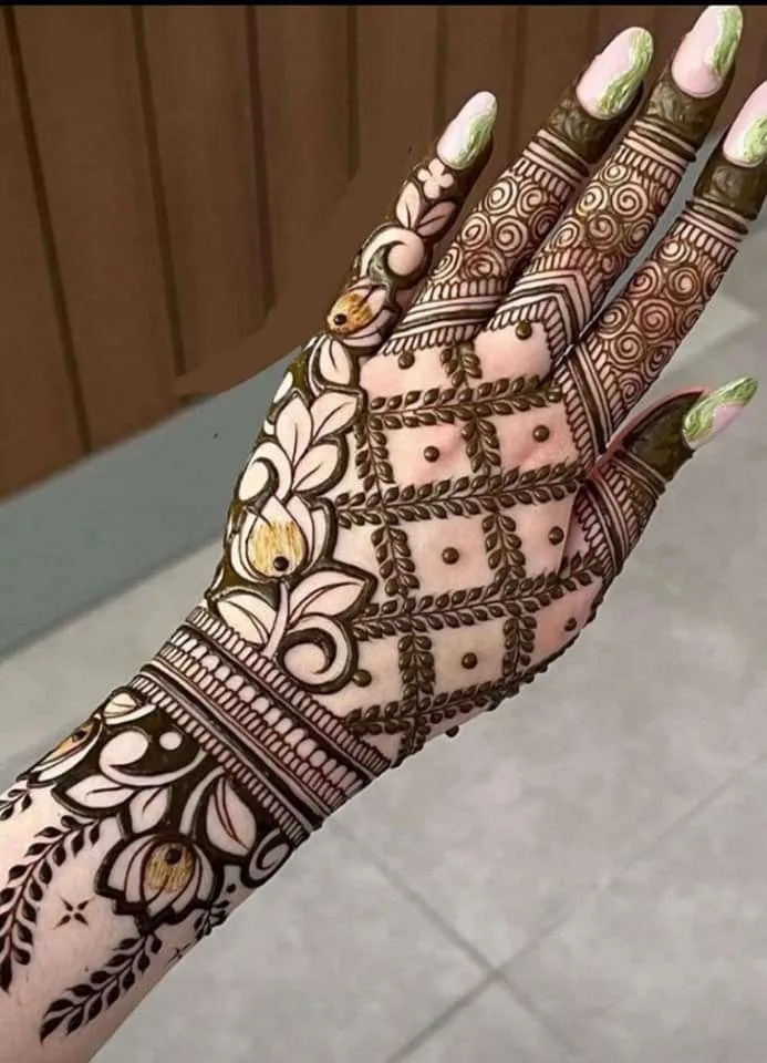 back side mehndi