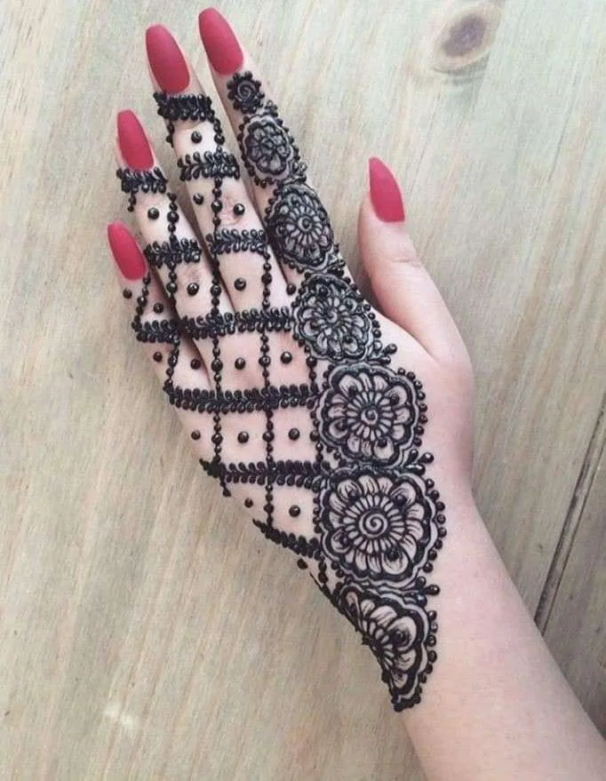 black mehndi