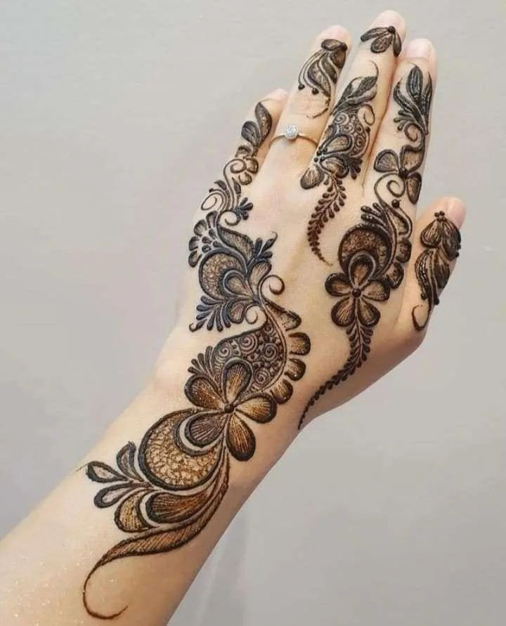flower mehndi