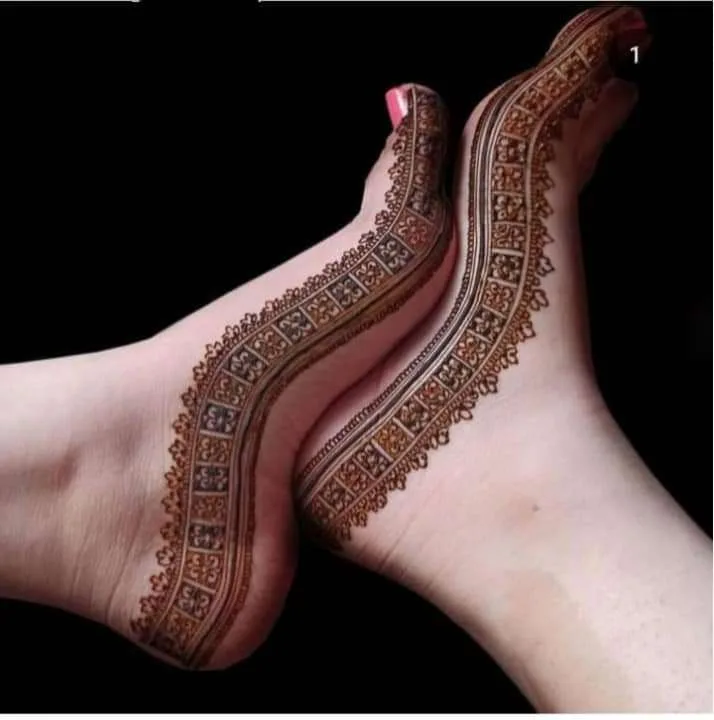 500+ Captivating Backhand Mehndi Designs: A Visual Showcase 150 Foot mehndi Desings