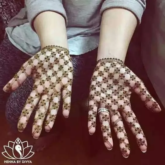 50 Best Fronthand Palm Mehndi Design Picture and Videos 24 Palm Mehndi desings front hand