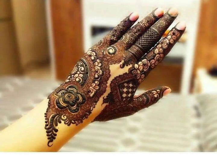 500+ Captivating Backhand Mehndi Designs: A Visual Showcase 248 MEHNDI DESIGNS 117 Simple Mehndi Designs