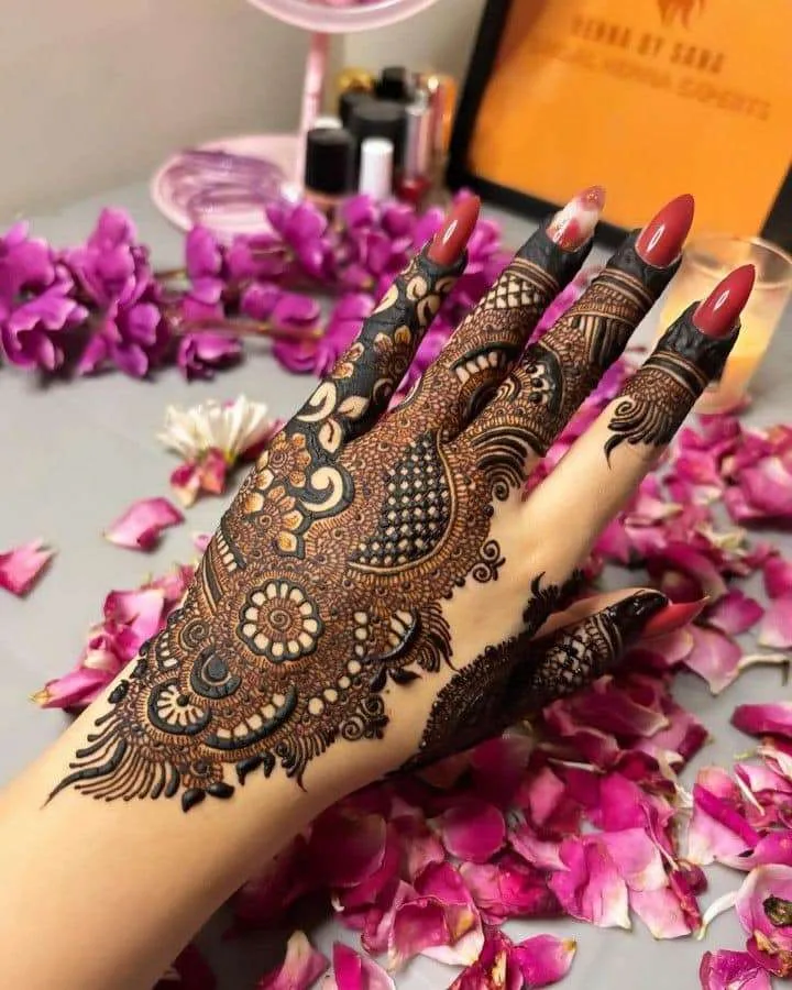 Cone Mehndi Designs on hand new style best unique and beautiful mehndi designs patterns on hand
