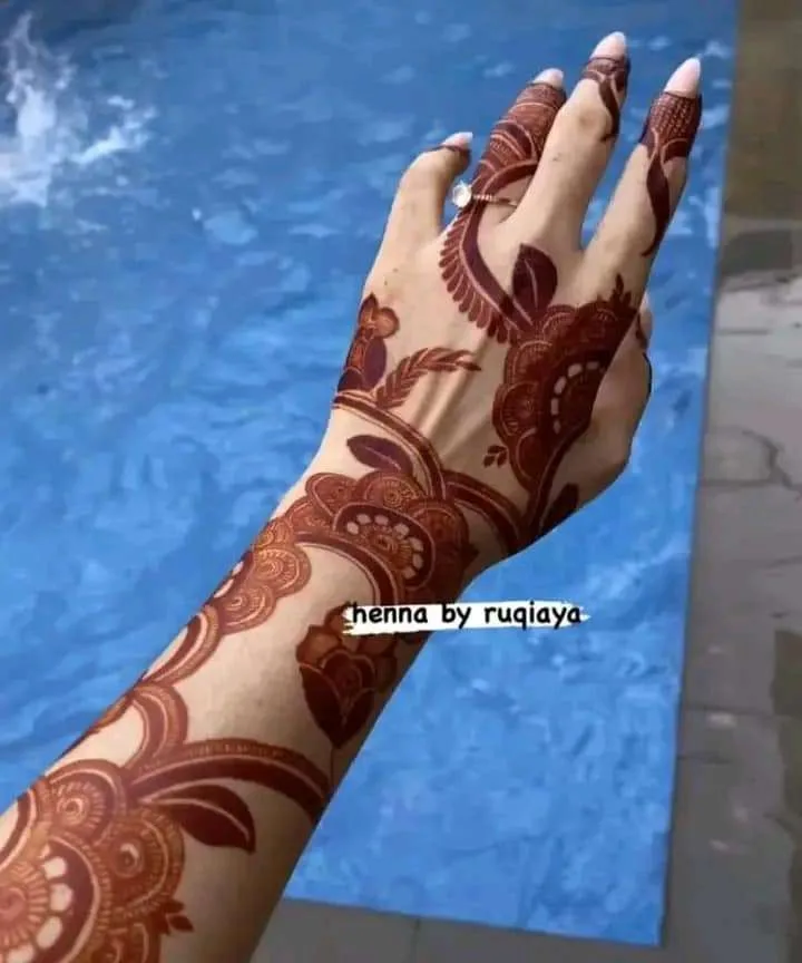 500+ Captivating Backhand Mehndi Designs: A Visual Showcase 113 MEHNDI DESIGNS 152 Simple Mehndi Designs