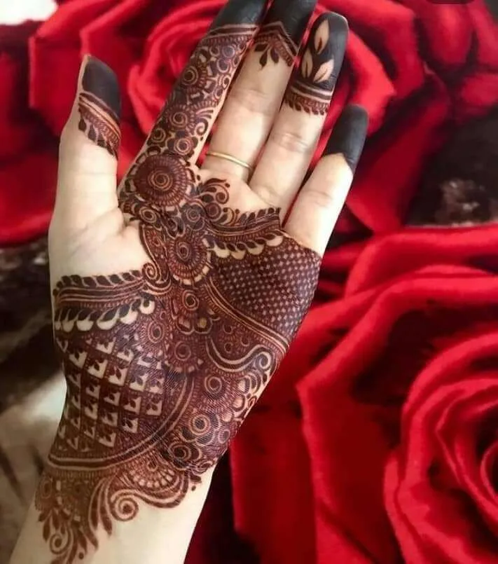 50+ Discover the Beauty of New Best Mehndi Design Picture Images for Hands and Feet 5 MEHNDI DESIGNS 206 Simple Mehndi Designs