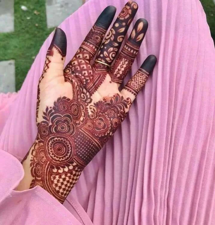 500+ Captivating Backhand Mehndi Designs: A Visual Showcase 48 MEHNDI DESIGNS 210 Simple Mehndi Designs