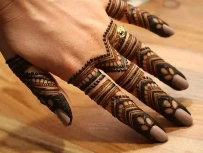100+ Amazing Fingers Mehndi Designs for Every Occasion – Fingers Mehndi Designs Collection 17 new style unique and beautiful mehndi designs on finger