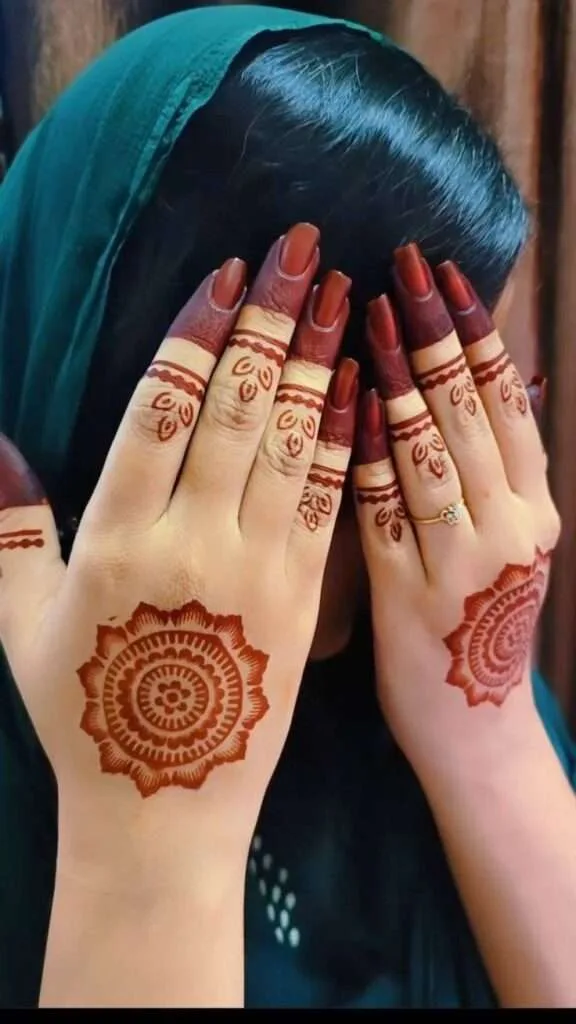 500+ Captivating Backhand Mehndi Designs: A Visual Showcase 54 MEHNDI DESIGNS 213 Simple Mehndi Designs