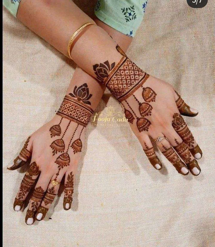 500+ Captivating Backhand Mehndi Designs: A Visual Showcase 60 MEHNDI DESIGNS 216 Simple Mehndi Designs