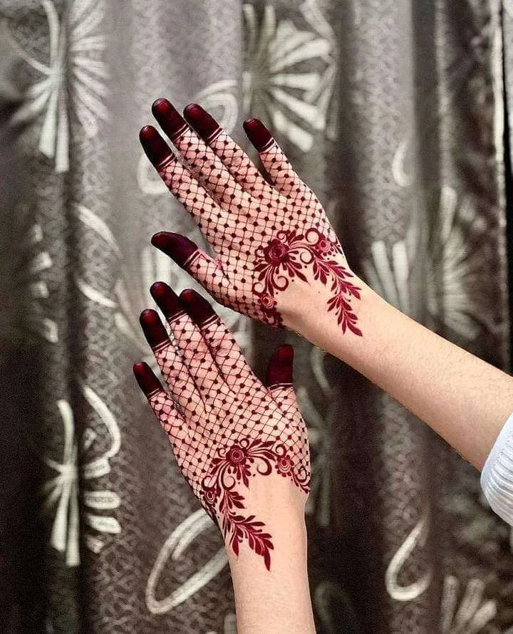 50+ Discover the Beauty of New Best Mehndi Design Picture Images for Hands and Feet 45 MEHNDI DESIGNS 23 Simple Mehndi Designs