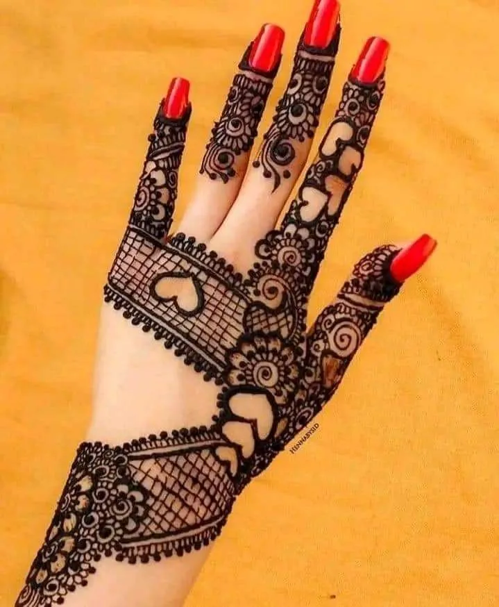 50+ Discover the Beauty of New Best Mehndi Design Picture Images for Hands and Feet 40 MEHNDI DESIGNS 33 Simple Mehndi Designs