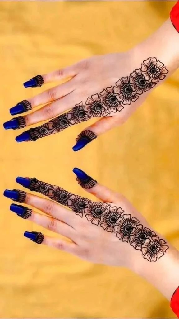 50+ Discover the Beauty of New Best Mehndi Design Picture Images for Hands and Feet 41 MEHNDI DESIGNS 34 Simple Mehndi Designs